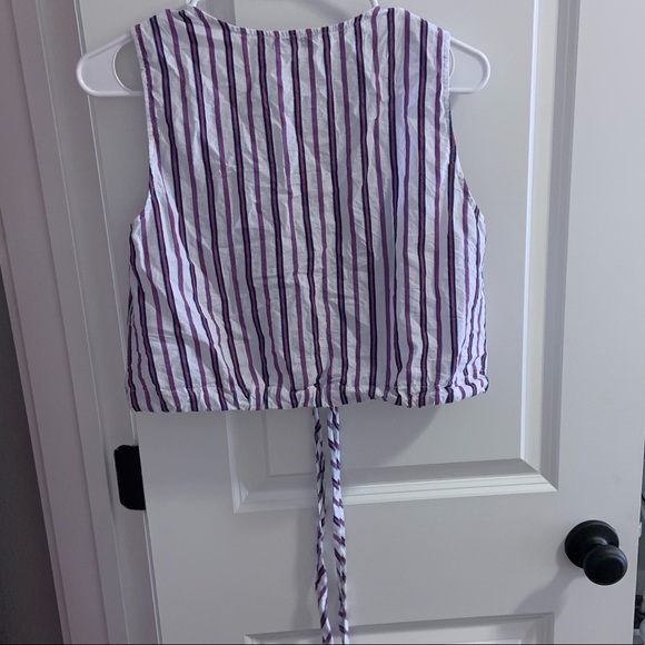 Crop top with tie - Picture 5 of 6